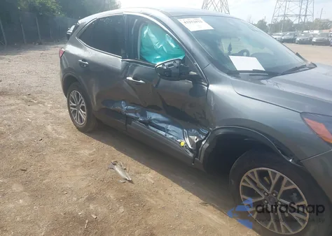 2022 Ford Escape Sel z USA, uszkodzony, nr VIN 1FMCU9H61NUB05575